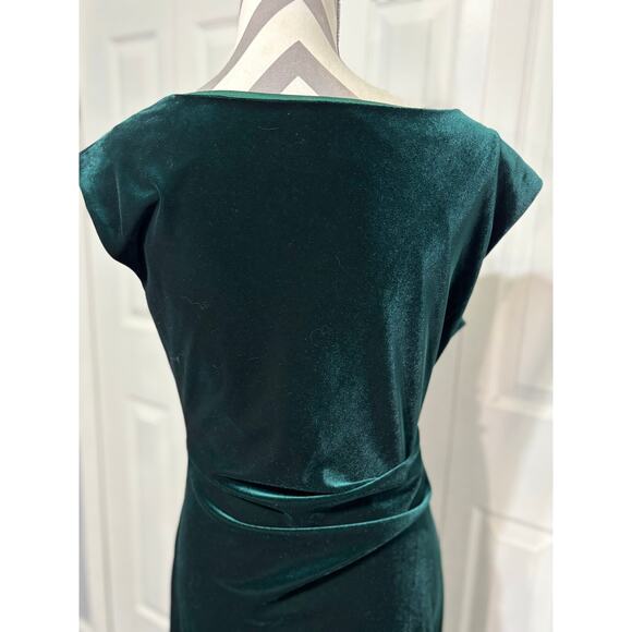 Vince Camuto Green Velvet Gown 10 Christmas Holiday Side-slit Cowl Neck Side Zip - Picture 5 of 8